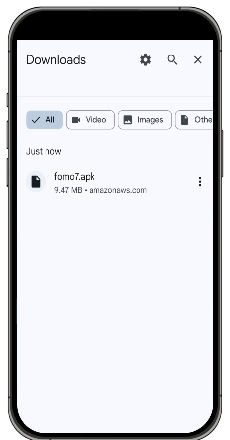 FOMO7 India app download step 3 showing the fomo7.apk file in the mobile Downloads screen.