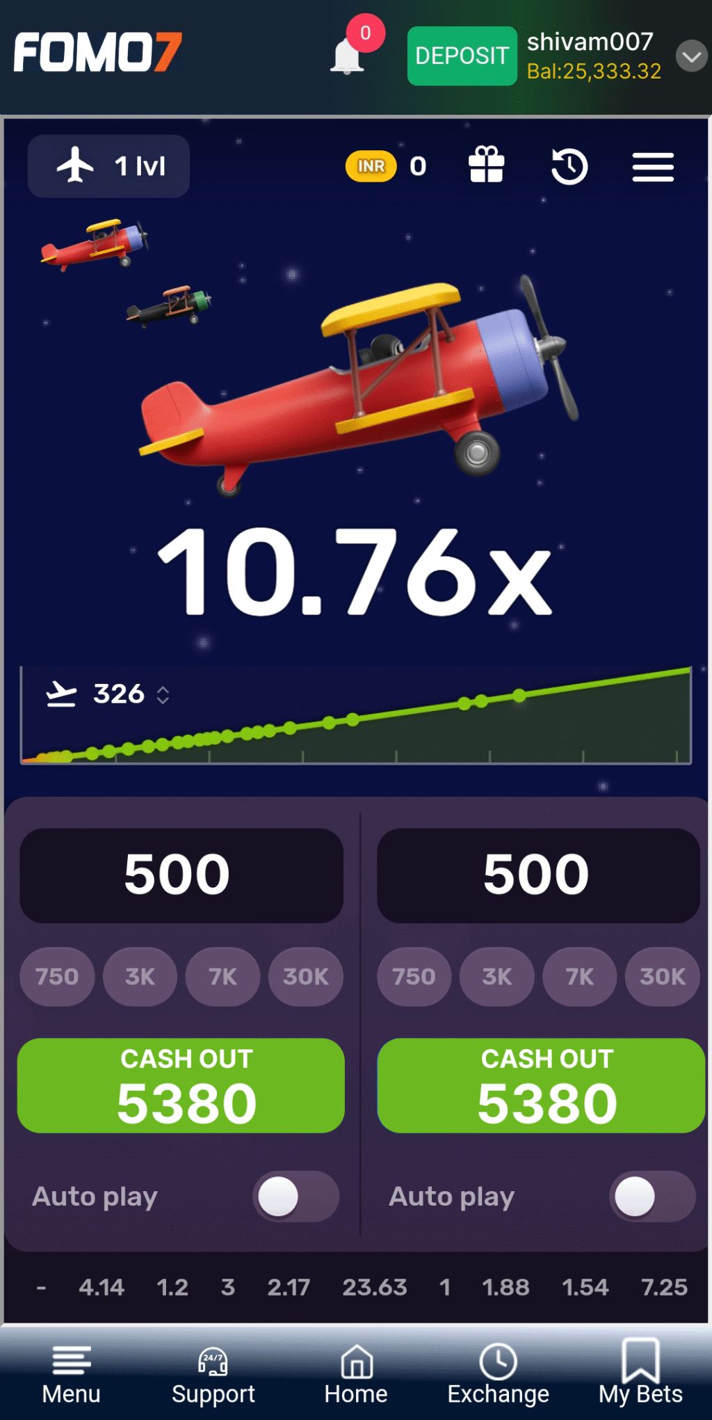 Aviatrix game screen showing high multiplier flight animation and cash-out options in the FOMO7 India interface.